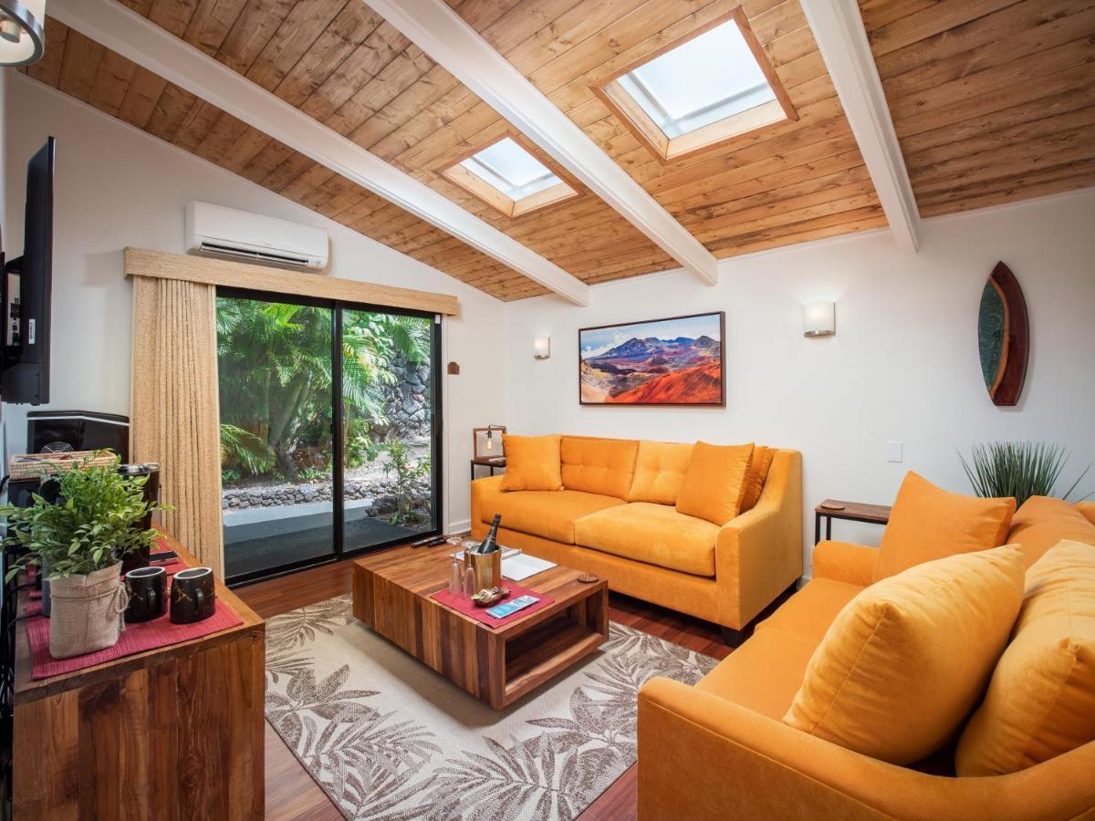 Noahs Hideaway Luxury B&B Lahaina Exterior photo